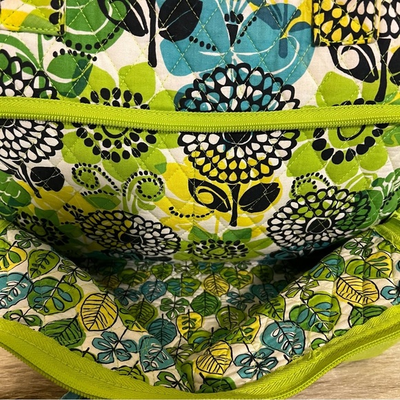 VERA BRADLEY Limes Up 2012 Weekender Trolly Bag Lightweight Yellow Green Floral - Picture 4 of 13
